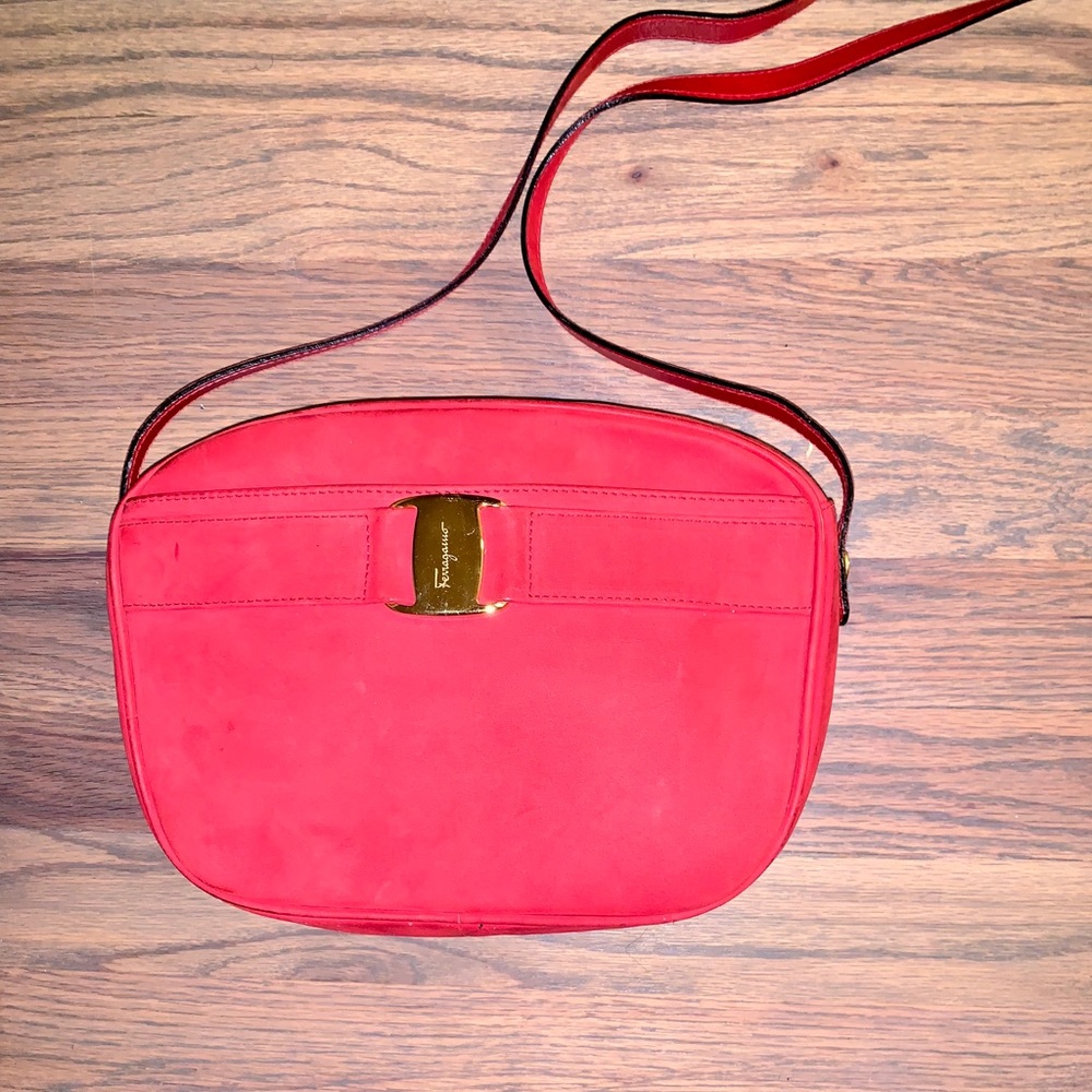 Ferragamo Red Cross body bag